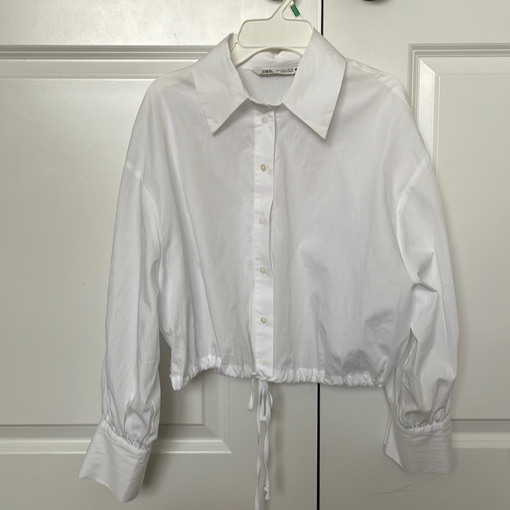 Zara button up shirt with a twist